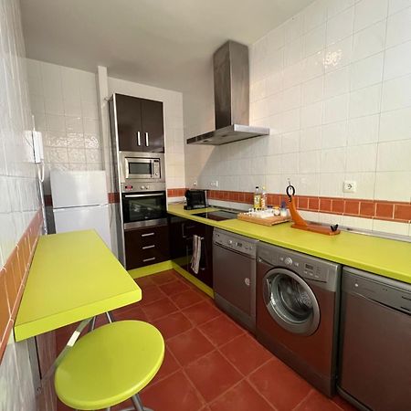 Apartamentos Sevilla Deluxe Rosales Los Rosales  المظهر الخارجي الصورة