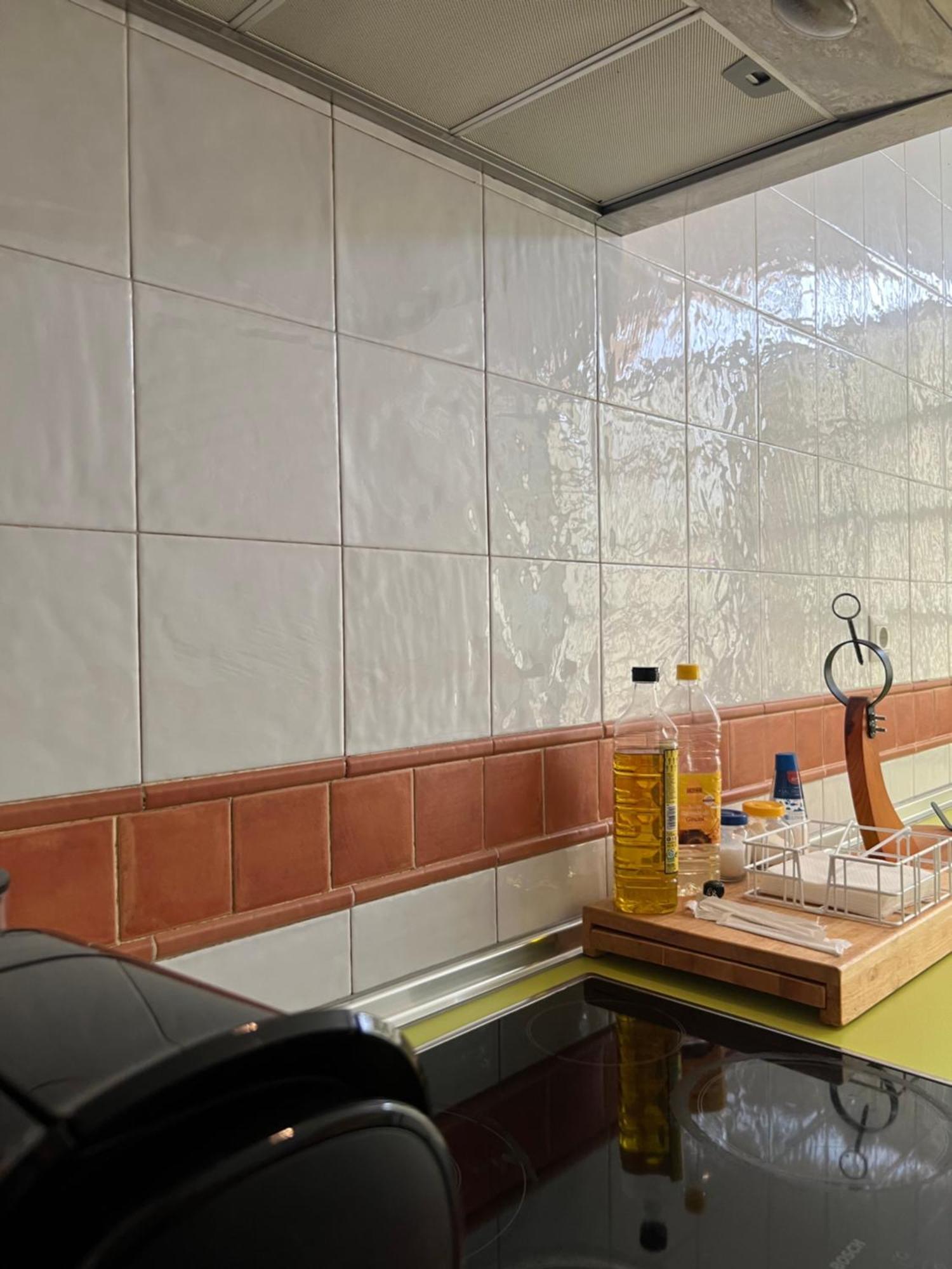 Apartamentos Sevilla Deluxe Rosales Los Rosales  المظهر الخارجي الصورة